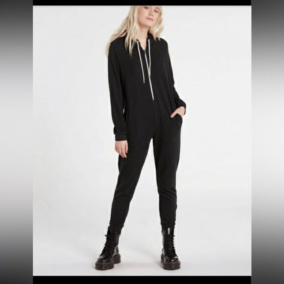 Volcom Black Lived In Lounge Full Zip Hoodie Onepiece Jumpsuit Womens
XS - Picture 1 of 10